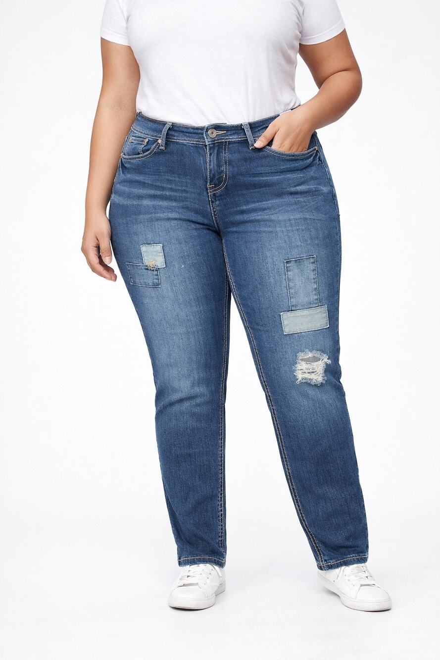 What About Me Distressed Jeans Women's Size 18 NWT Straight Leg